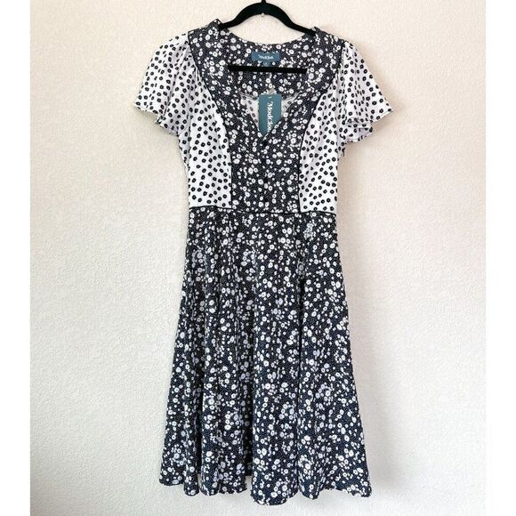 NWT! ModCloth Black and White Micro Floral Dress Size 4 - Picture 3 of 9